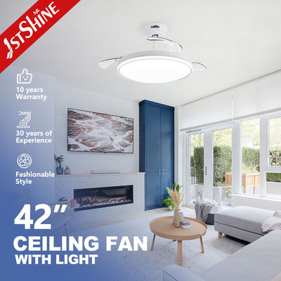 Buy Retractable Smart LED Ceiling Fan Light , Quiet DC Motor Fan Light online manufacture